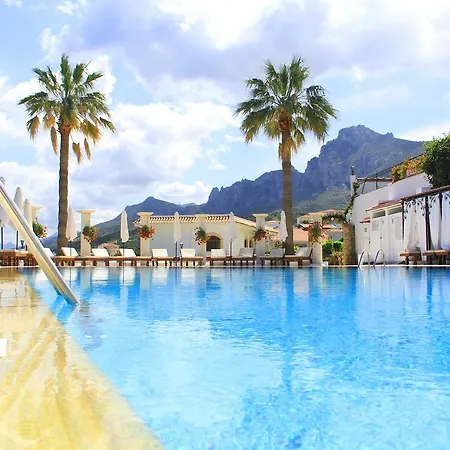 Hotel Hideway Club