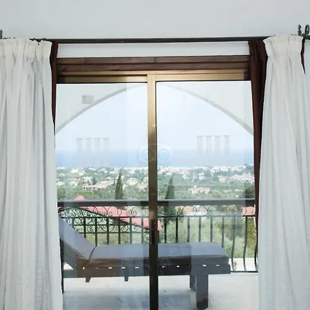 Hideway Club 4* Kyrenia (Northern Cyprus)