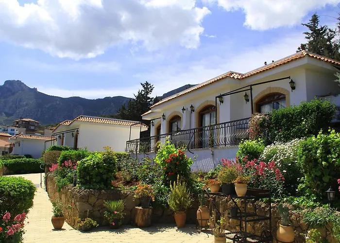 Hideway Club Hotell Kyrenia (Northern Cyprus)