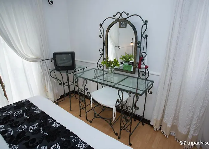 Hideway Club 4* Kyrenia (Northern Cyprus)